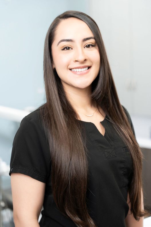 Arisbeth Hernandez, Dental Assistant